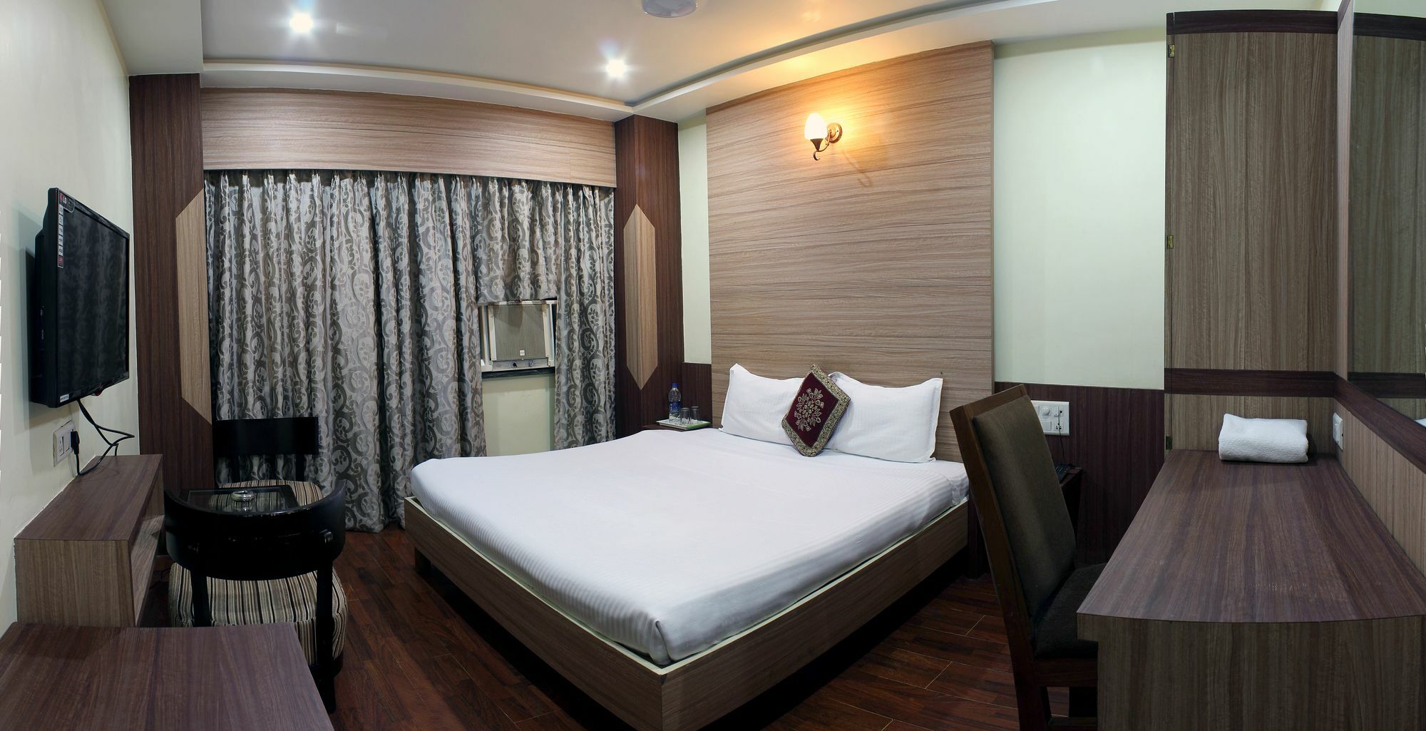 Hotel Puneet International Rāipur Exteriér fotografie