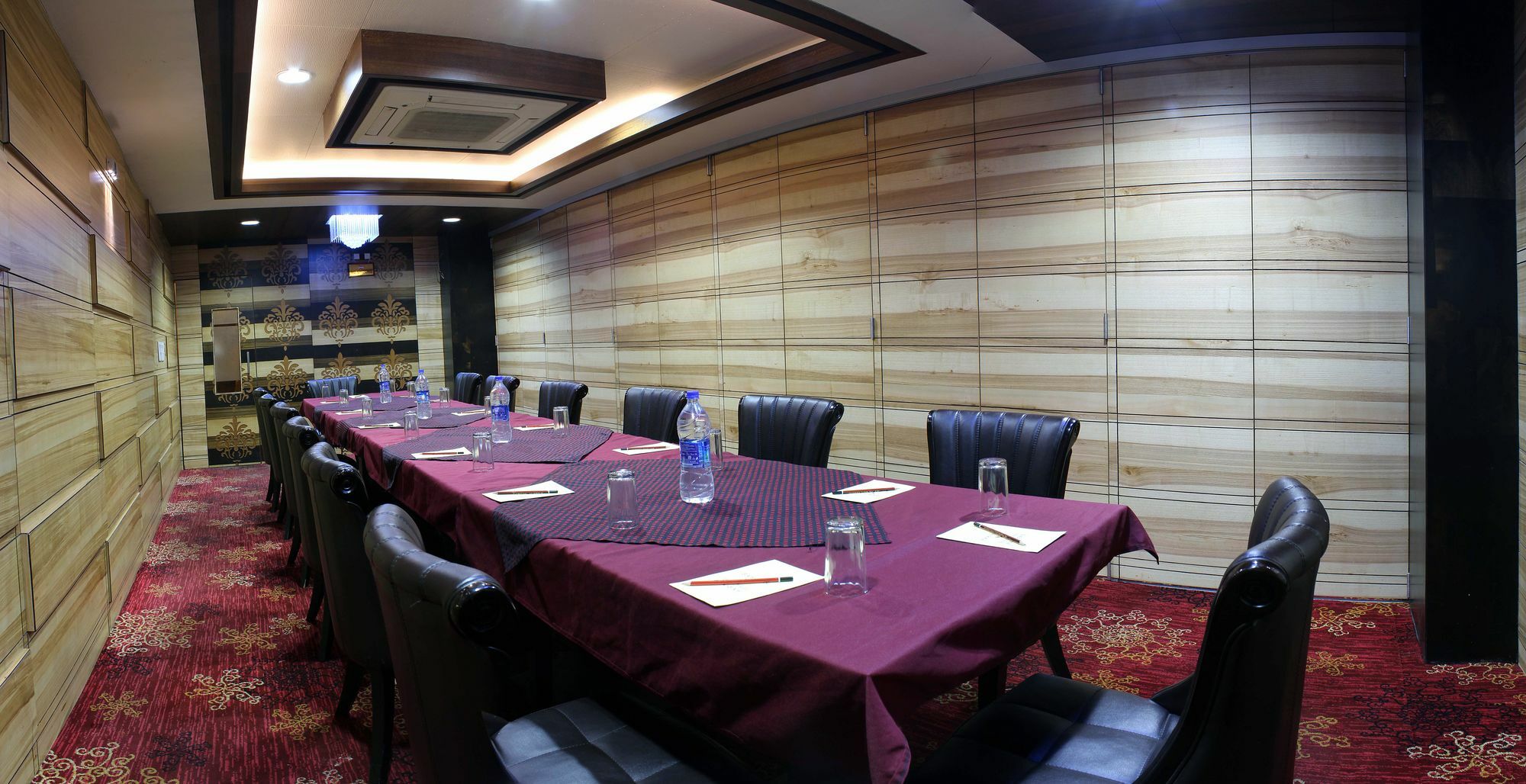 Hotel Puneet International Rāipur Exteriér fotografie