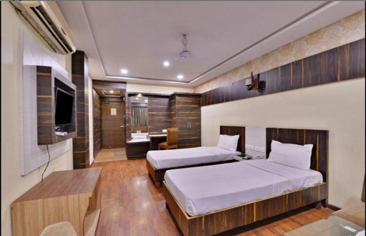 Hotel Puneet International Rāipur Exteriér fotografie